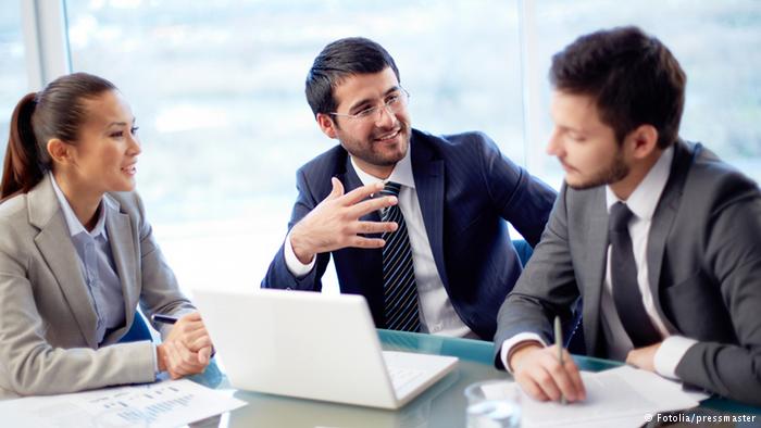 العمل يقلل الاستمتاع بالحياة